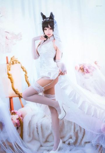 笼中女