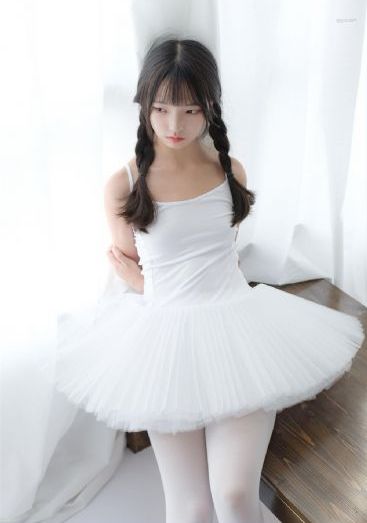 年轻的女教师韩国电影