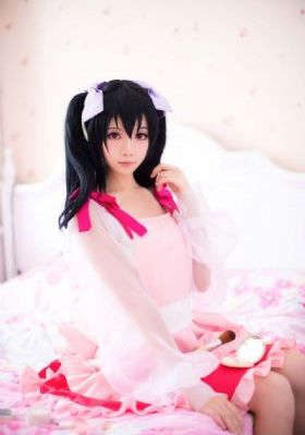 女大学生的沙龙室2