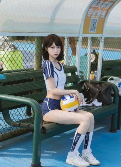 女大学生的按摩房