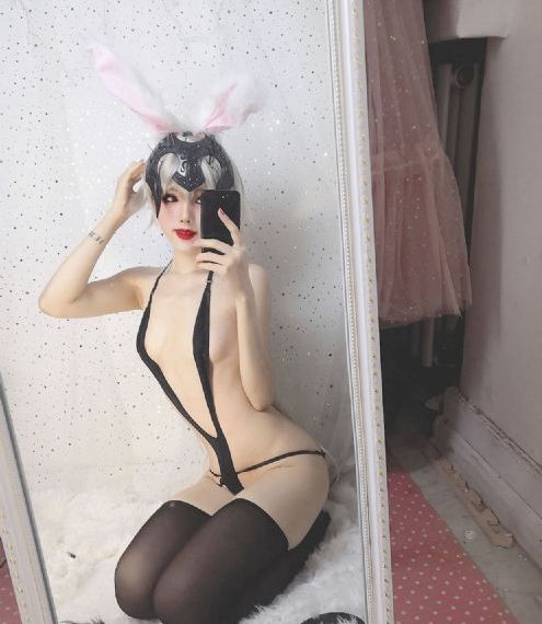 动漫美女被狂揉下部