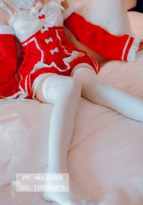 舌头伸进去的我好爽男男
