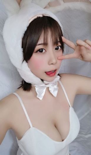 《花容月貌》电影