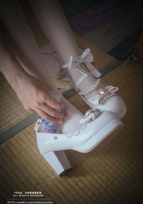 93版蜜桃成熟时徐锦江版免费看